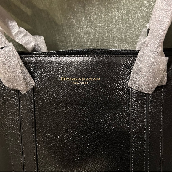 Donna Karan Black Structured Tote NEW WITH TAGS NWT - Picture 2 of 13